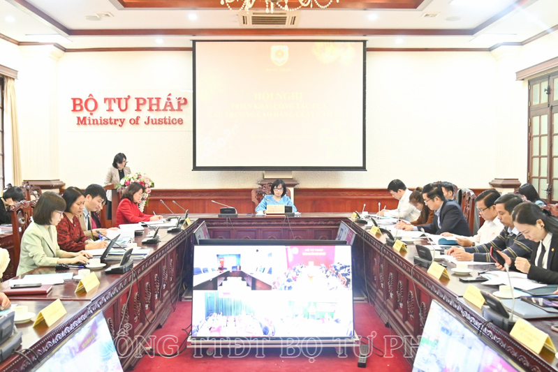 Tăng cường đa dạng hoá hình thức quảng bá tuyển sinh